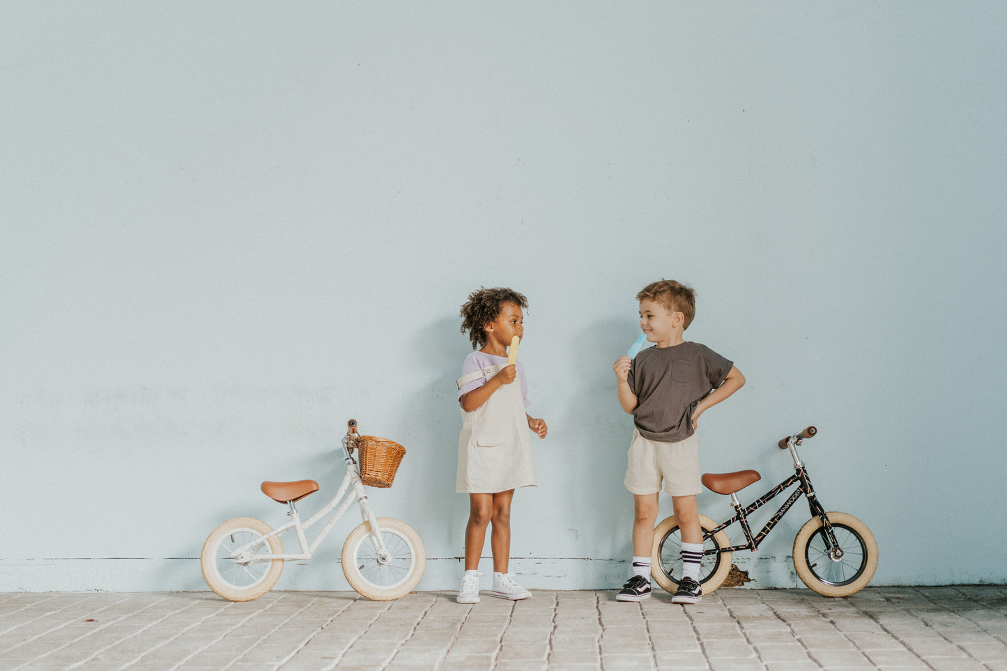 Banwood Vintage Balance Bike - Marest Allegra White - Grace and Fox