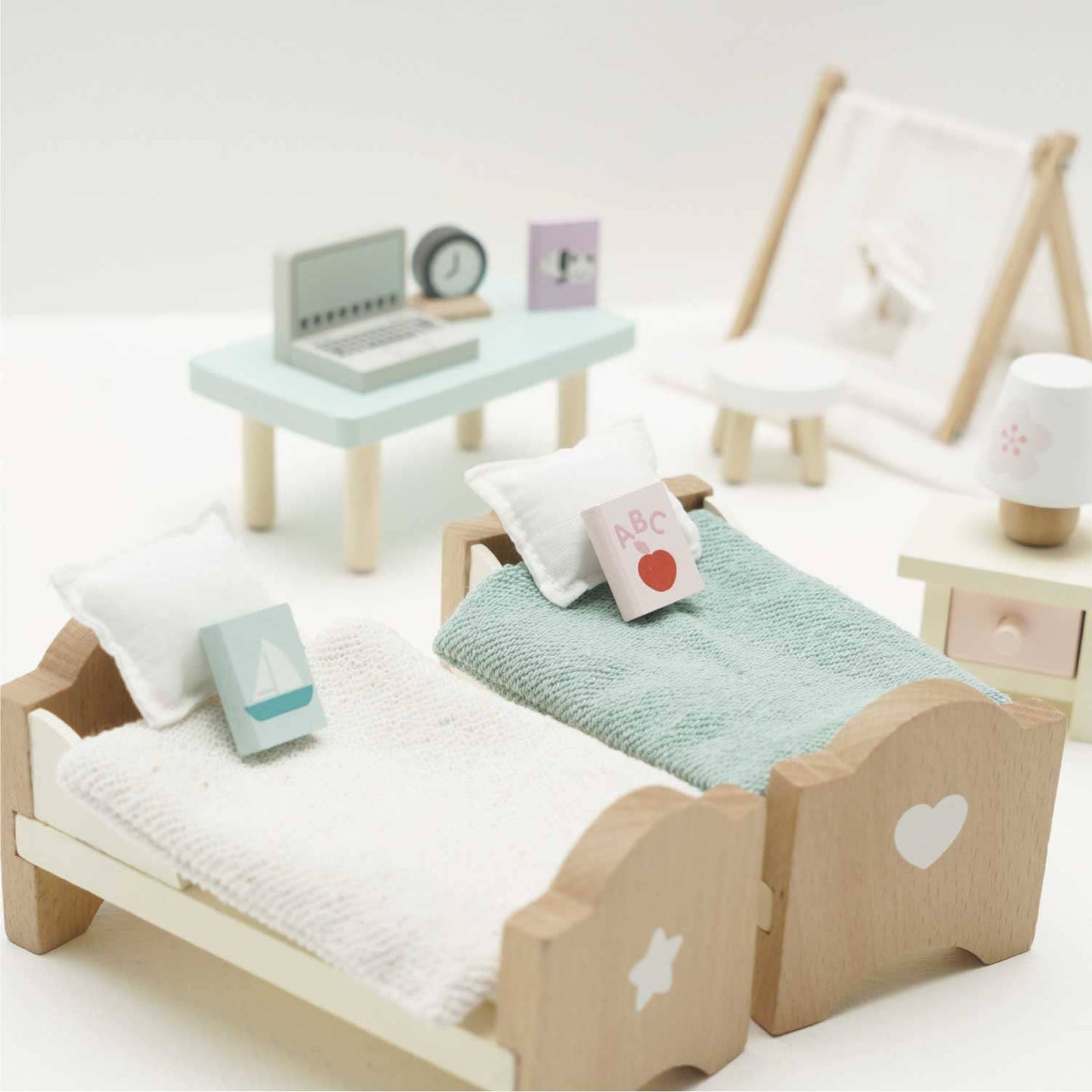 Le Toy Van Wooden Dolls House Child's Bedroom Furniture