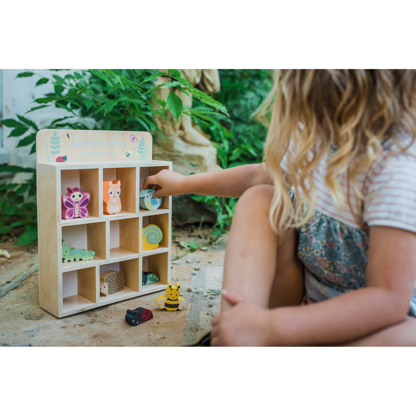 Orange Tree Toys - Spring Garden Wooden Creatures & Shelf