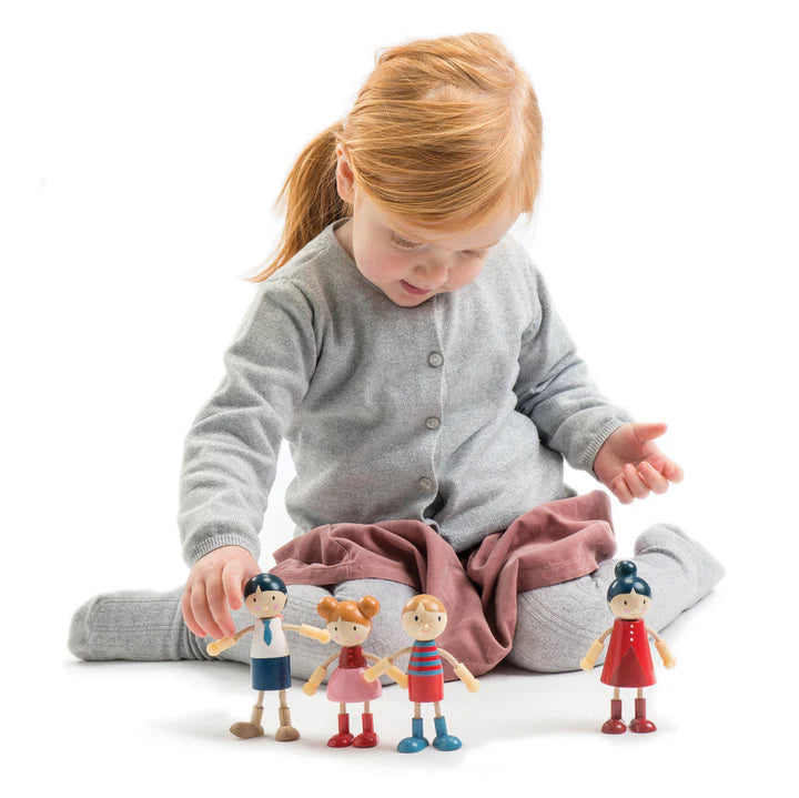 Tender Leaf Toys Doll Family