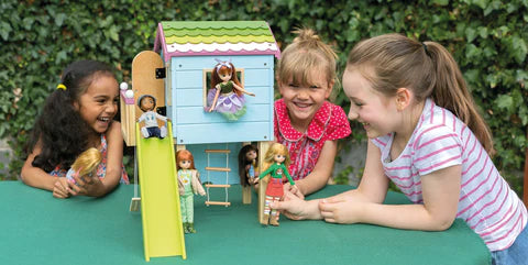 Doll tree house shop